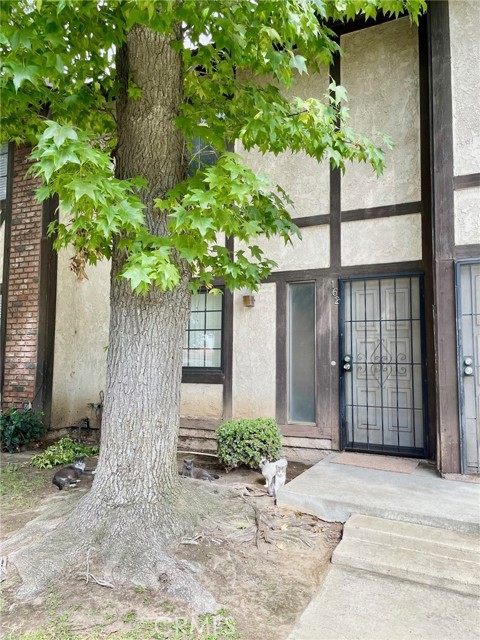 Property photo of 162 E Merrill AV