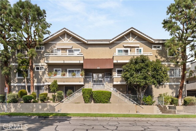 Property photo of 620 N 6th ST