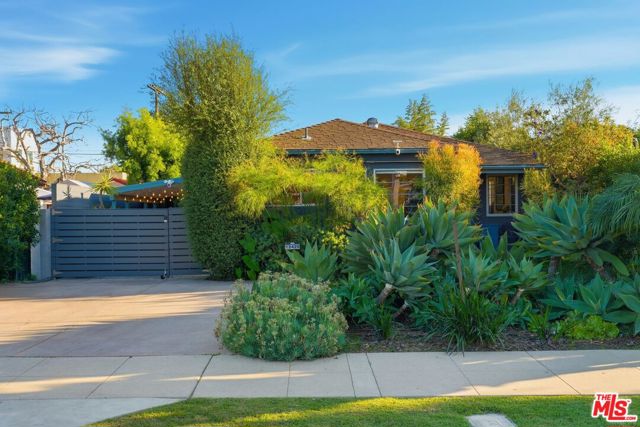 Property photo of 12420 Barbara AV