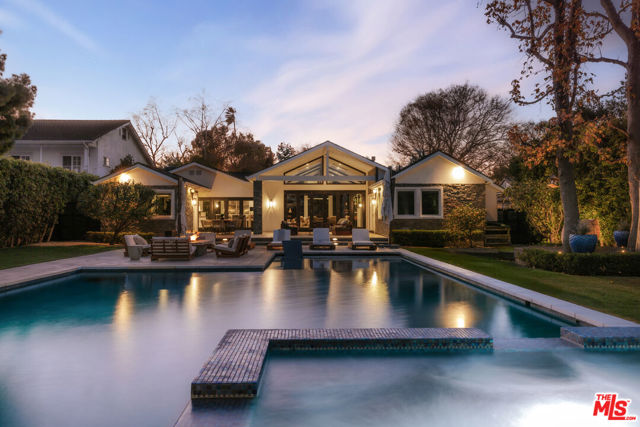 Property photo of 5938 Jumilla AV