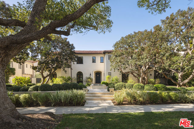 Property photo of 621 N Maple DR