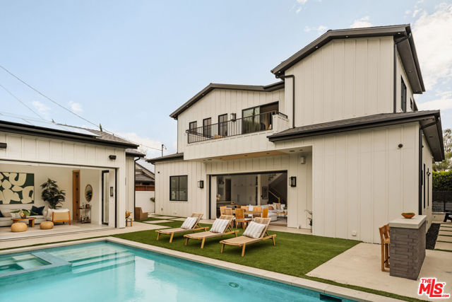 Property photo of 5003 Mammoth AV