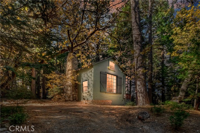 Property photo of 648 Crest Estates DR