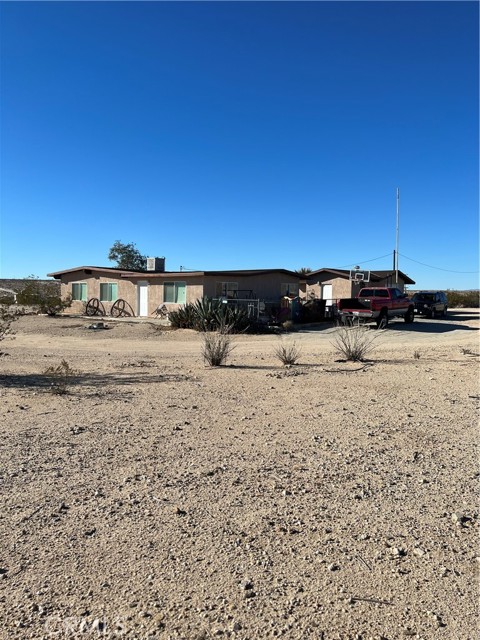 Property photo of 71688 MACRAE RD
