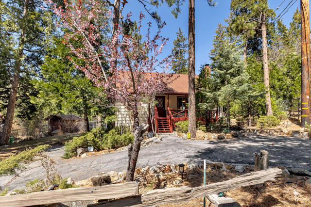 Property photo of 55250 John Muir RD