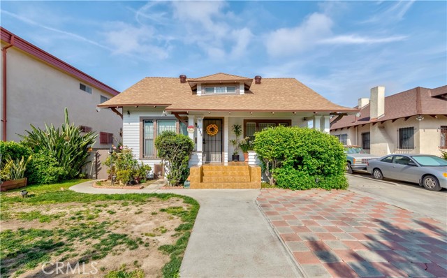 Property photo of 1643 4th AV