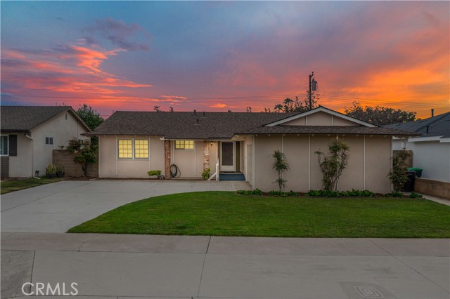 Property photo of 2534 E Hoover Ave
