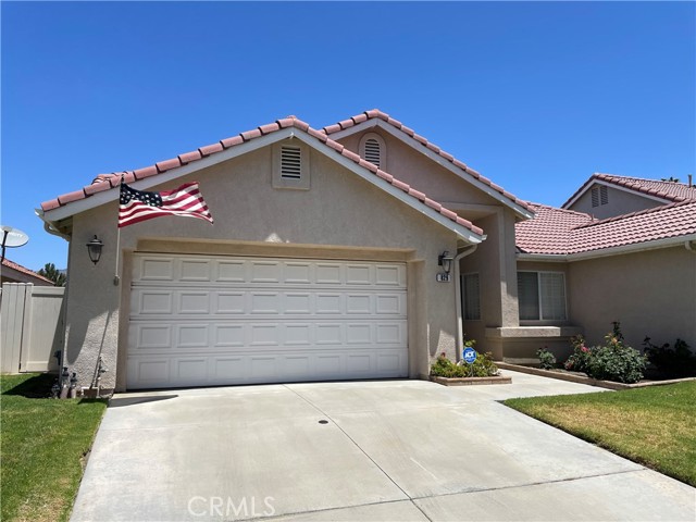 Property photo of 829 Rubi CT