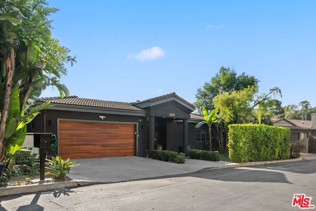 Property photo of 3275 N Knoll DR