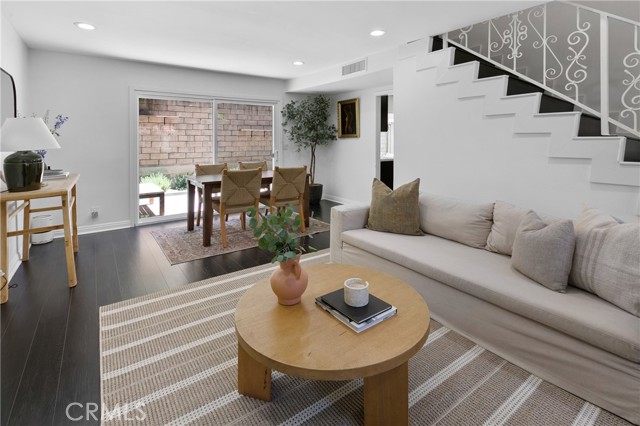 Property photo of 5275 Colodny DR