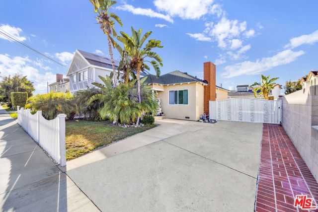 Property photo of 10133 Maple ST