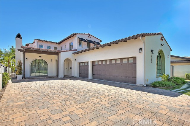 Property photo of 6204 Oak AV