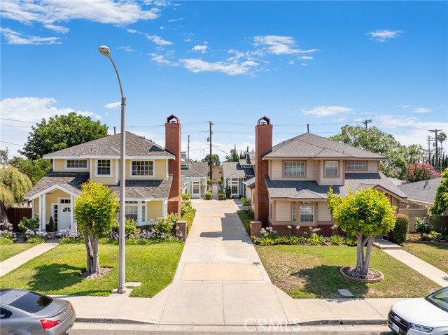 Photo of 430 W Walnut Av