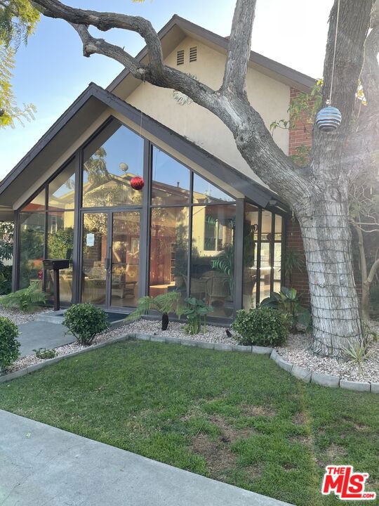 Property photo of 5215 Sepulveda BL