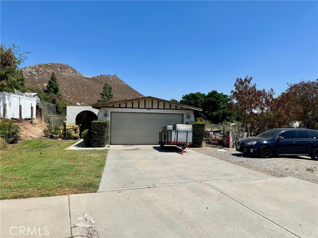 Property photo of 6149 La Sierra AV