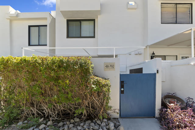 Property photo of 48792 Desert Flower DR