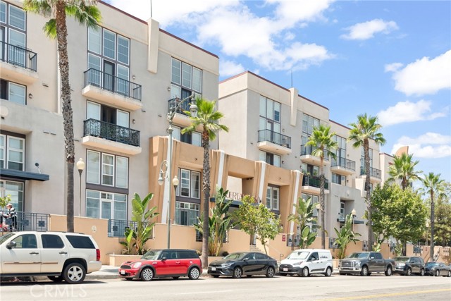 Property photo of 360 W Avenue 26