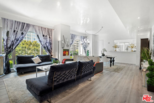 Property photo of 10727 Wilshire BL