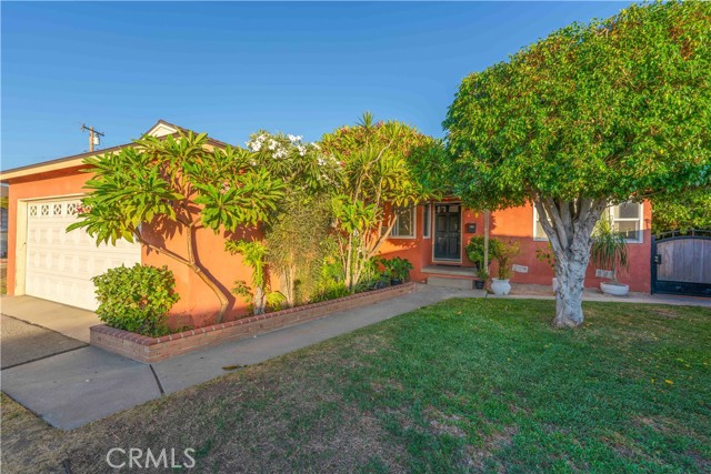 Property photo of 16716 E Kingside DR