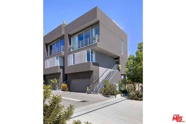 Property photo of 3543 Casitas AV