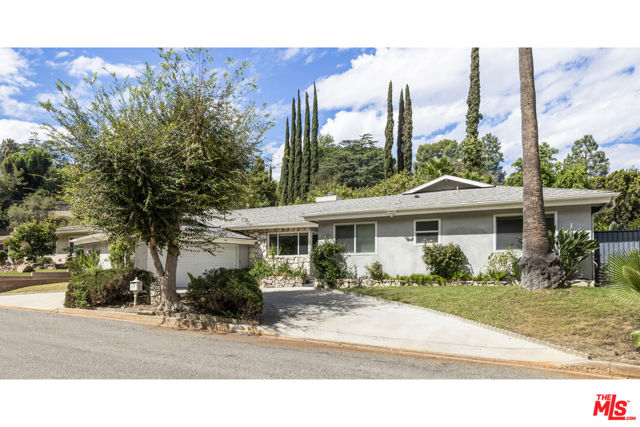 Property photo of 15508 Royal Ridge RD