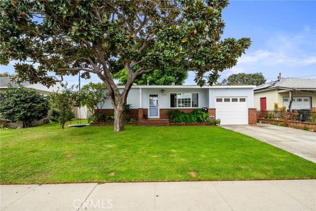 Property photo of 2825 Martha AV