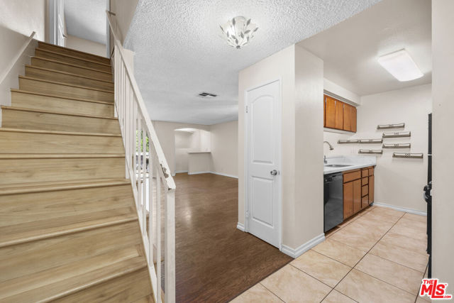 Property photo of 21219 Roscoe BL