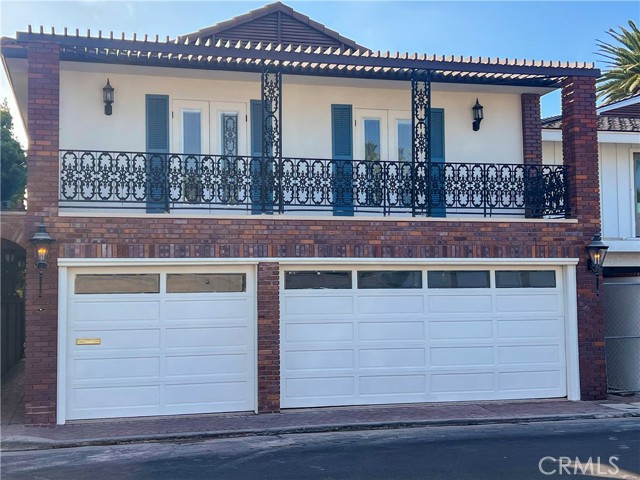 Property photo of 205 Via Lido Soud