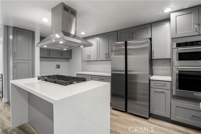 Property photo of 227 E Burbank