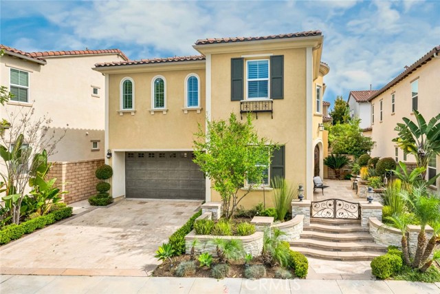 Property photo of 32 Lark