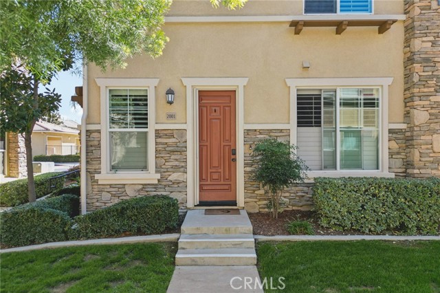 Property photo of 30505 Canyon Hills RD