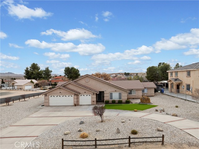 Property photo of 26709 Lakeview DR