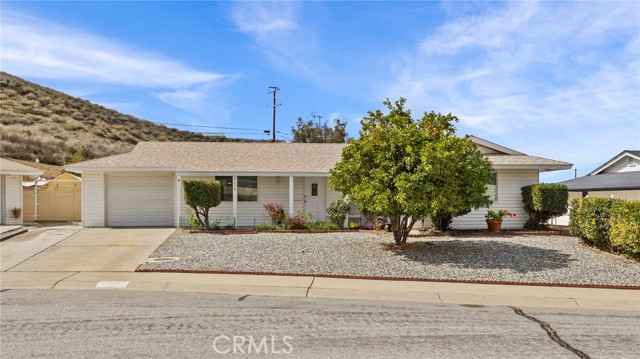Property photo of 27319 Capilano DR