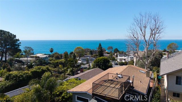 Property photo of 31706 Scenic DR