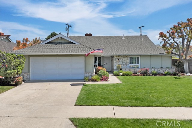 Property photo of 557 S Gardner DR