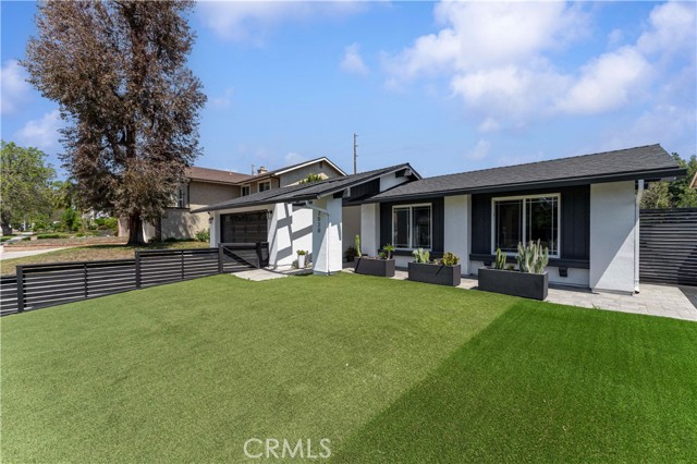 Property photo of 7520 Bobbyboyar AV
