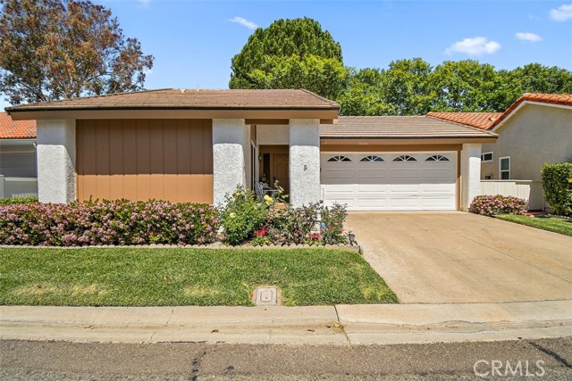 Property photo of 27707 Calle Valdes