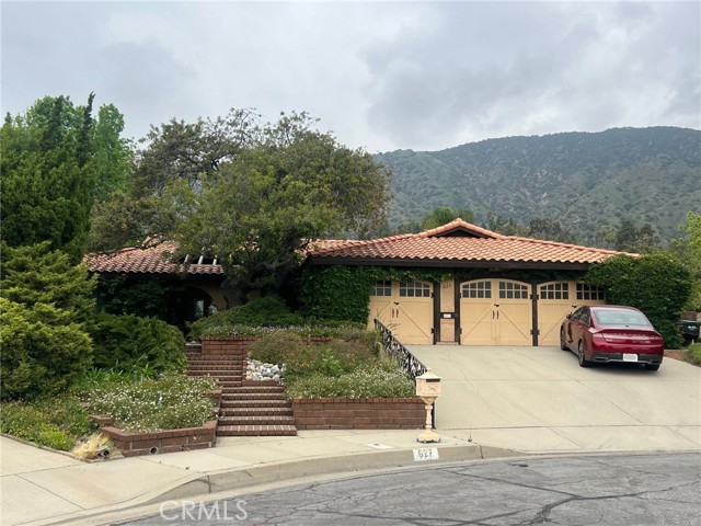 Property photo of 627 N Valencia ST