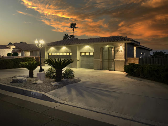 Property photo of 8963 Warwick DR