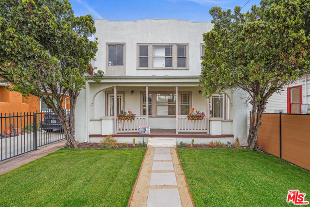 Property photo of 209 N Ave 57