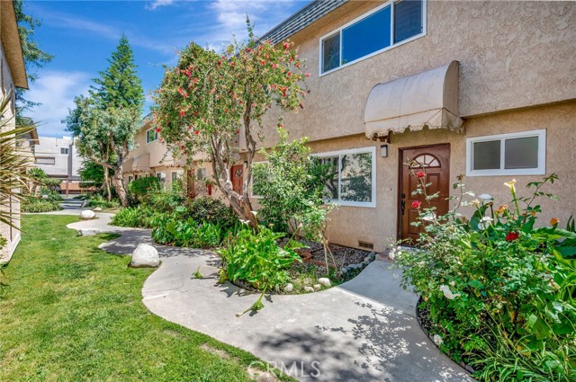 Property photo of 17053 Roscoe BL