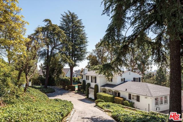 Property photo of 10810 Ambazac WY