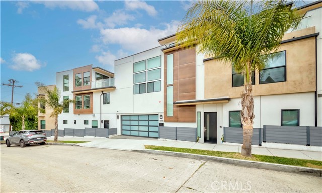 Property photo of 615 El Redondo AV
