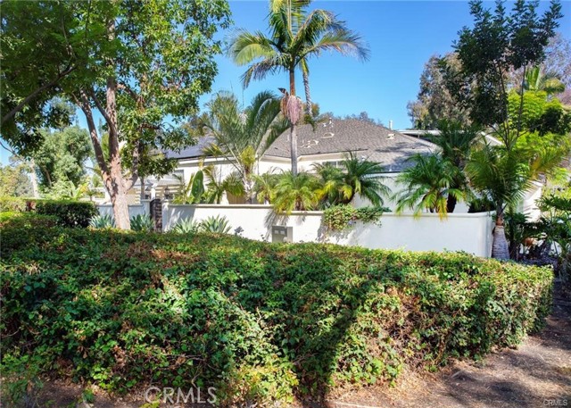 Property photo of 22541 Lake Forest LN