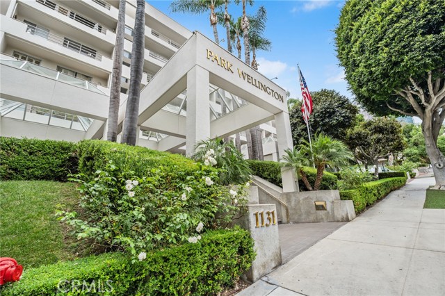 Property photo of 1131 Alta Loma RD