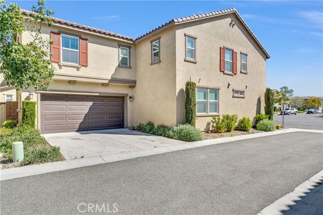 Property photo of 5855 Silveira ST