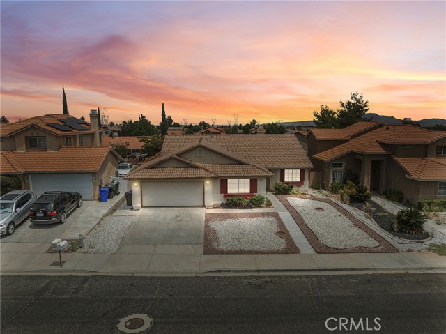 Property photo of 13768 Foxfire RD