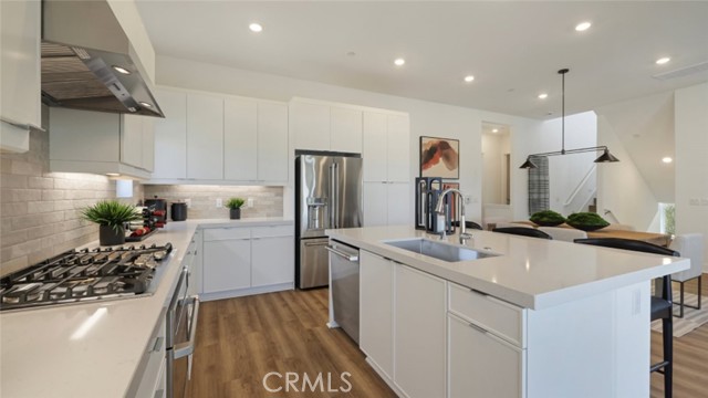 Property photo of 450 Loon