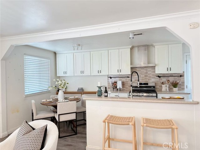 Property photo of 1915 W Palm Dr DR