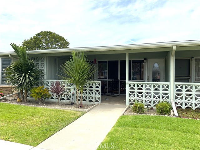 Property photo of 1361 Weeburn Rd., M4-73E